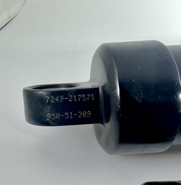 Used Fox Float Air Shock, Arctic Cat Mountain Cat, M5, M6, M7 ('05-'06), 17.55" Ext. 5.55" Travel